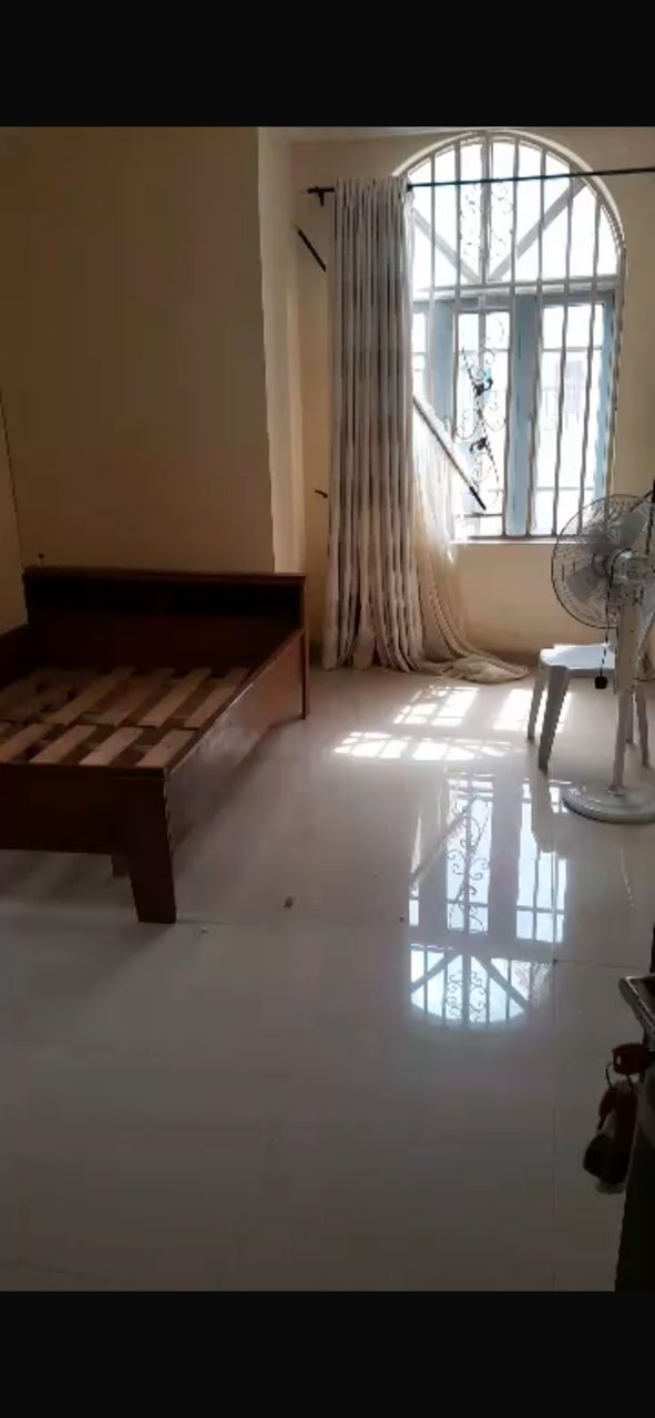 Fully Detached 2 Bedroom Bungalow